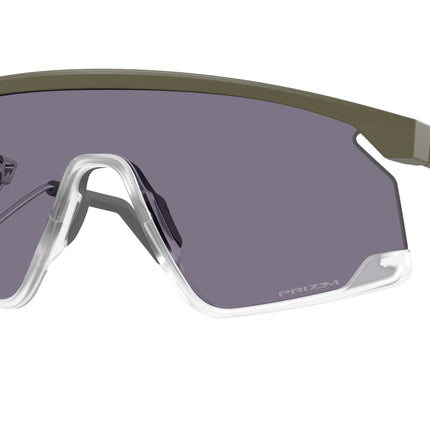 Oakley BXTR METAL OO9237 Shield Sunglasses  923712-Matte Moss 39-133-139 - Color Map Green