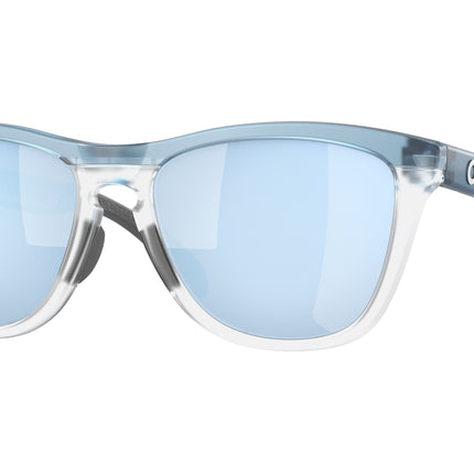 Oakley FROGSKINS RANGE OO9284 Round Sunglasses  928409-Transparent Stonewash 55-136-17 - Color Map Grey