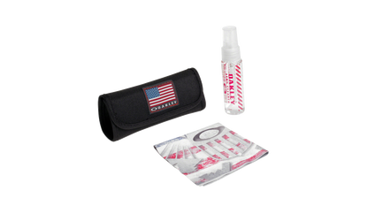 Oakley CLEANING KIT OO0001CK  Clip-On  000007-USA Flag 0-- - Color Map Multicolor